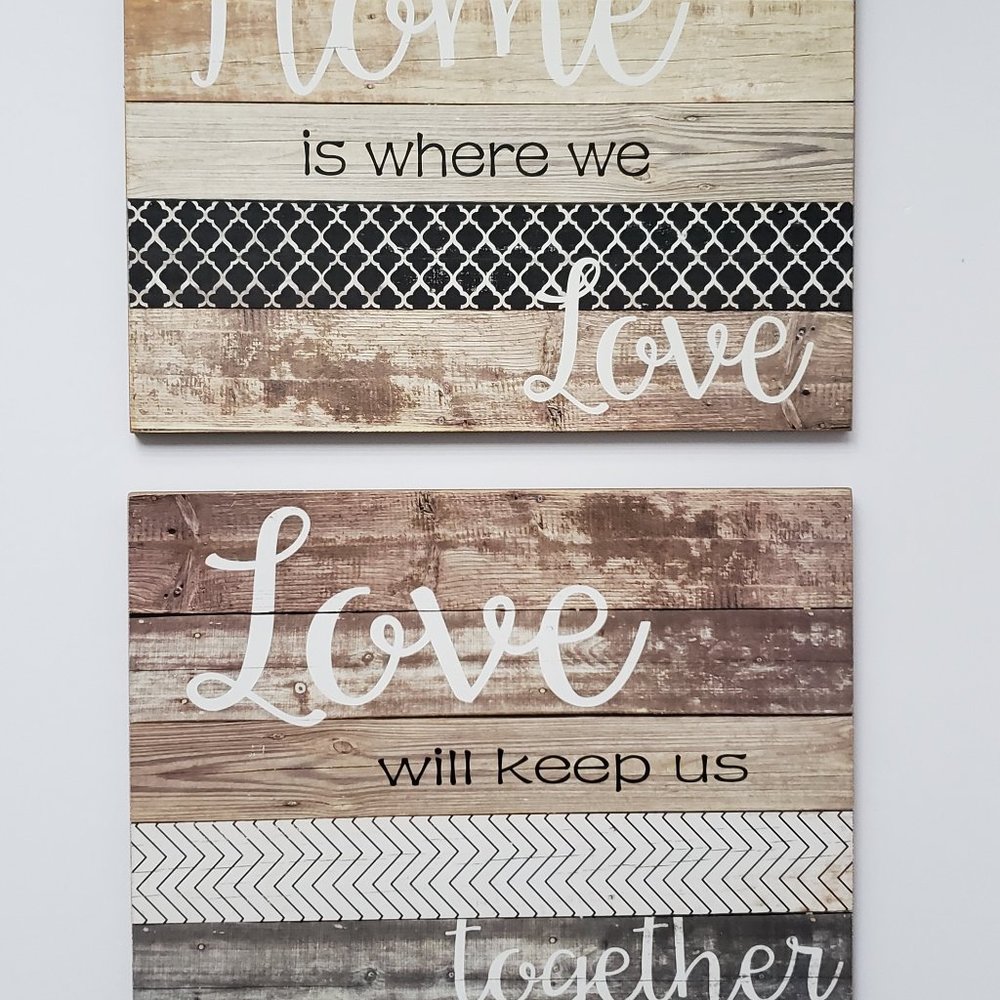 2pcs HOME & LOVE Wall Decor Rustic Wood Finish Signs Chevron Lattice Cottagecore